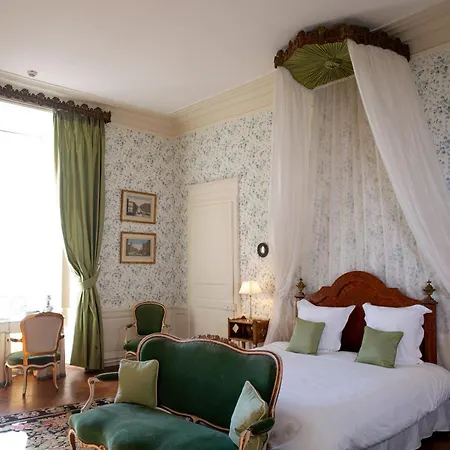 Chateau De Ferienhaus *