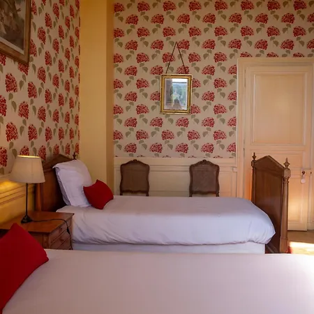 Chateau De 度假居 *