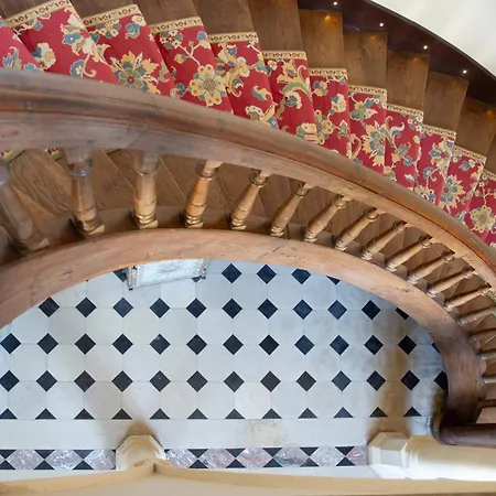 Chateau De Tatil Evi
